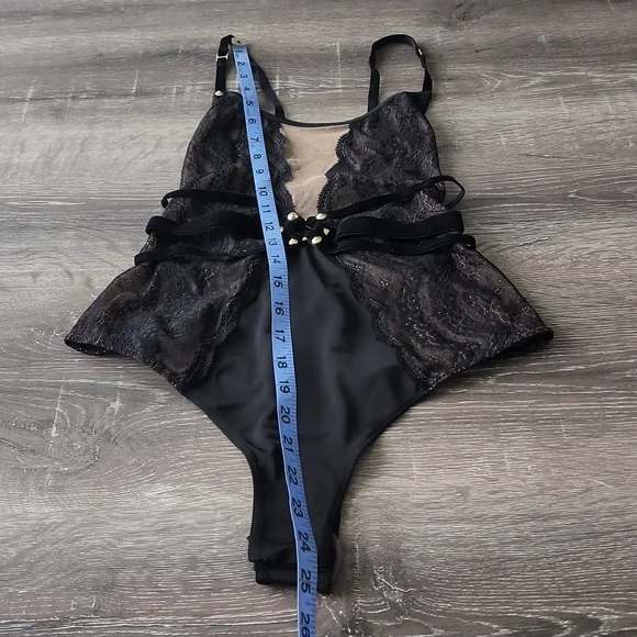 For Love & Lemons Skivvies Evie Lace Bodysuit in Black - Picture 8 of 15